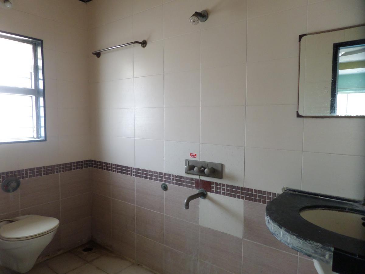 Hotel Sadanand Sangli Экстерьер фото