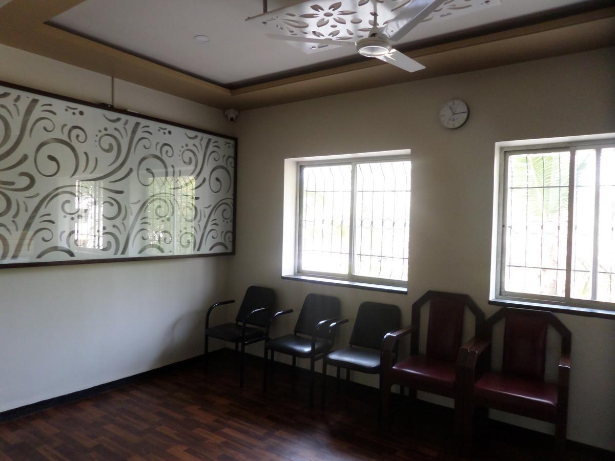 Hotel Sadanand Sangli Экстерьер фото