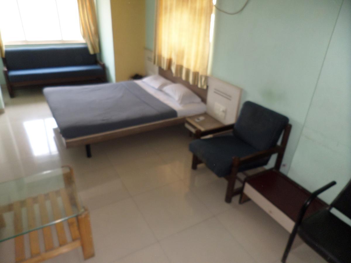 Hotel Sadanand Sangli Экстерьер фото