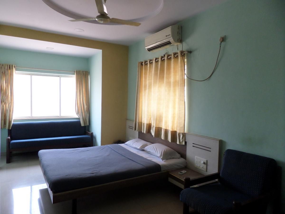 Hotel Sadanand Sangli Экстерьер фото