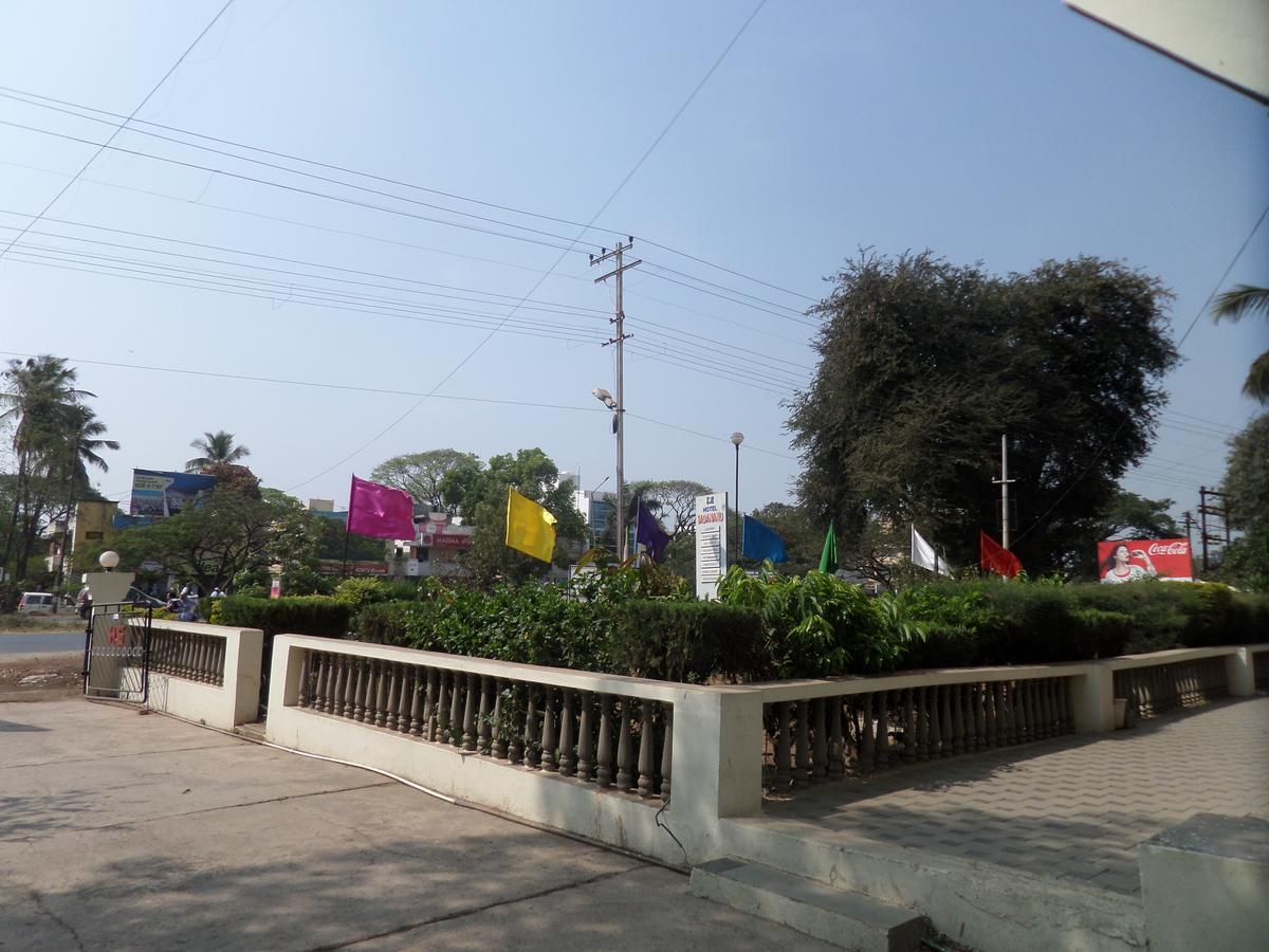 Hotel Sadanand Sangli Экстерьер фото